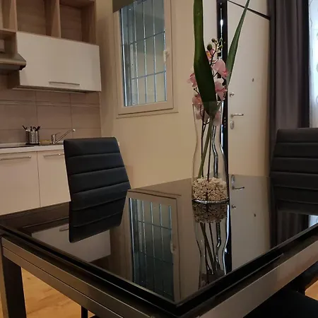 Domus Irnerio I Tassa Di Inclusa Nel Prezzo I