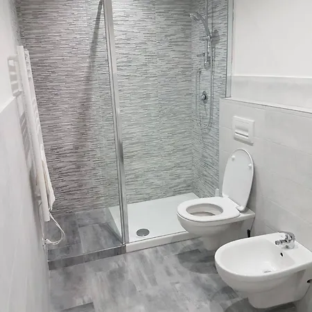 Domus Irnerio I Tassa Di Inclusa Nel Prezzo I *