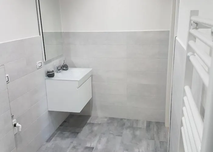 Domus Irnerio I Tassa Di Inclusa Nel Prezzo I *